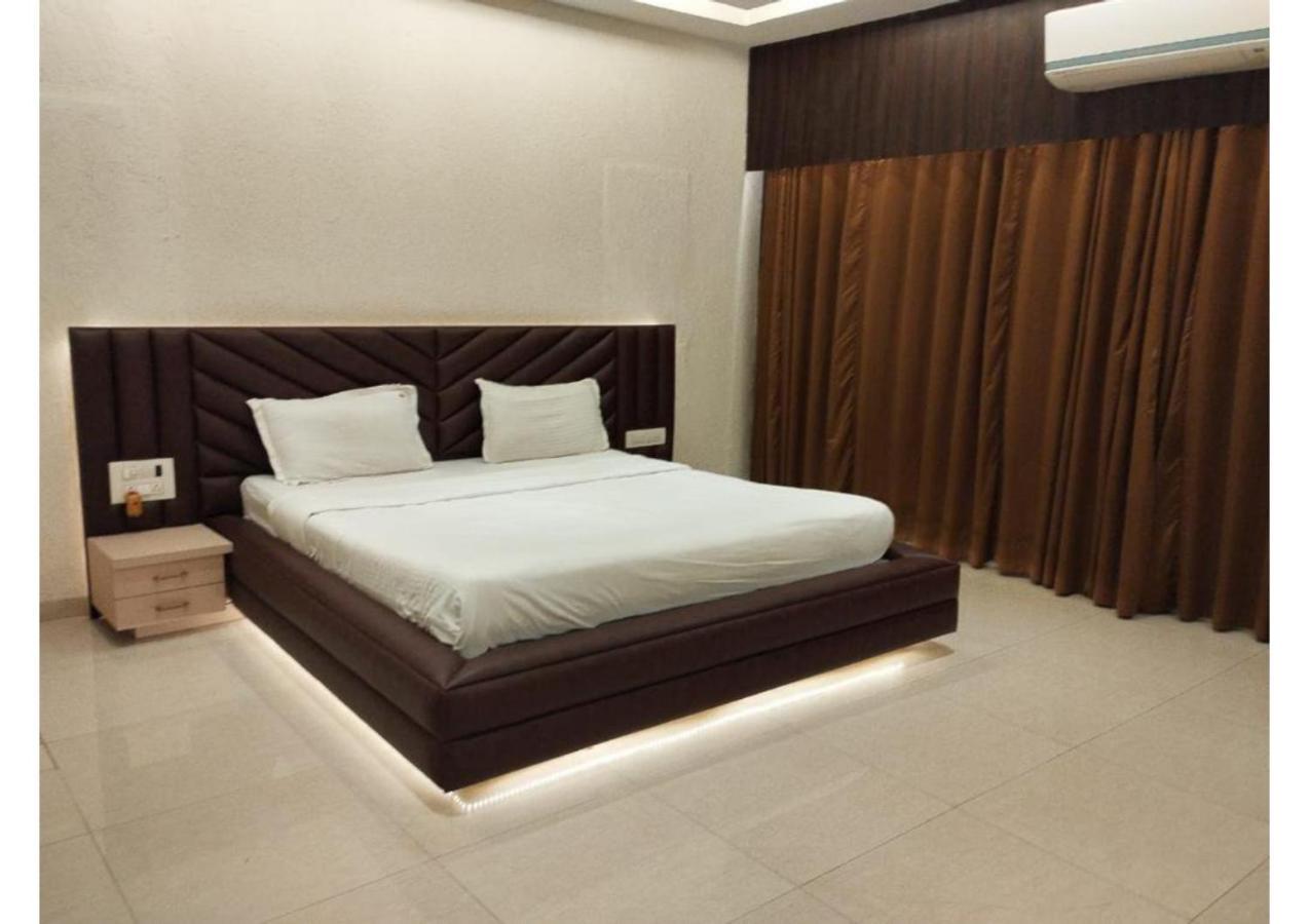 Air Infinity Casa Pool 5Bhk Villa Igatpuri Exterior photo